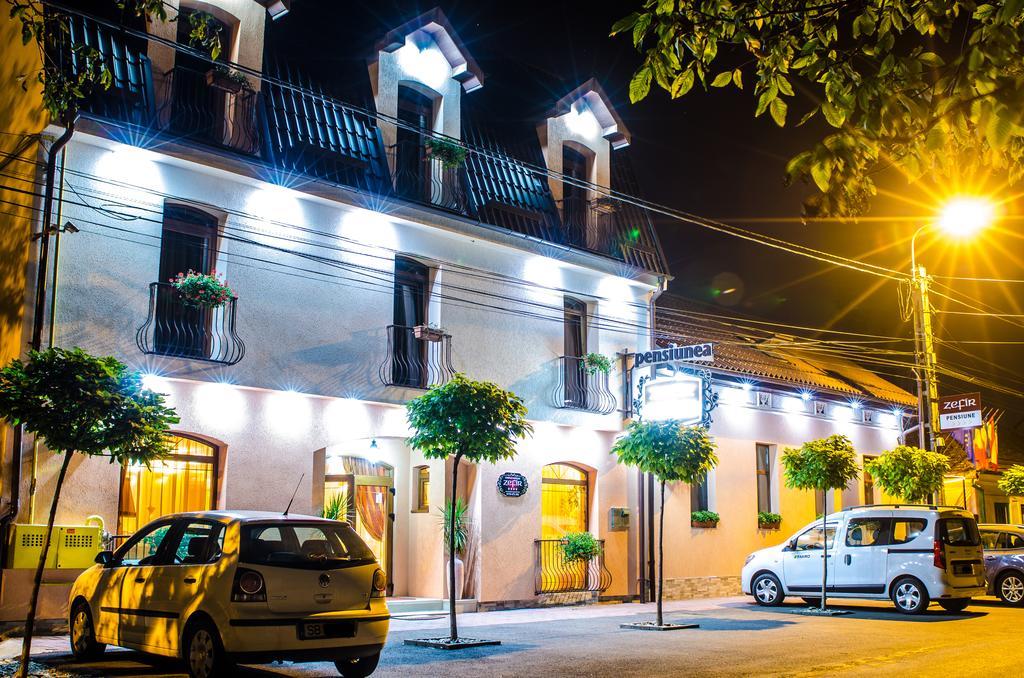 Hotel-Pensiunea Zefir Timişoara Exterior foto