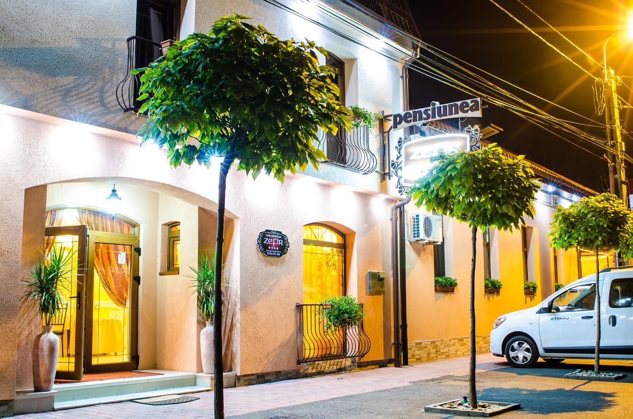 Hotel-Pensiunea Zefir Timişoara Exterior foto